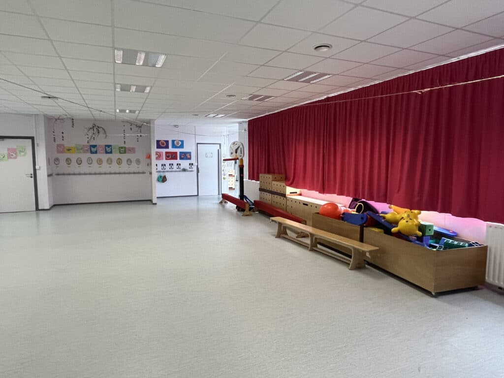 Salle de gym maternelle 4