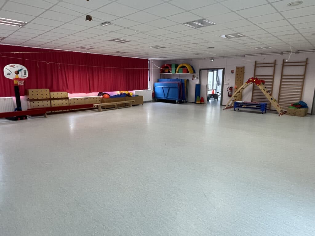 Salle de gym maternelle 2